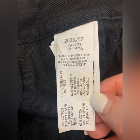 NWT Black Tape boutique jeans, Dex Rey high rise flare jeans, women’s 31 (bin B) - Picture 12 of 16